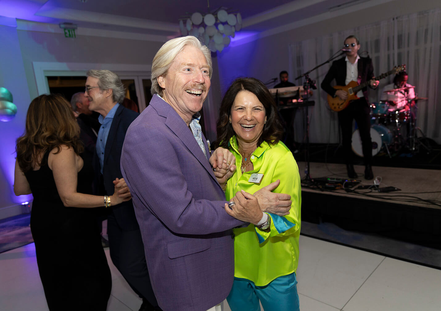 couple dancing